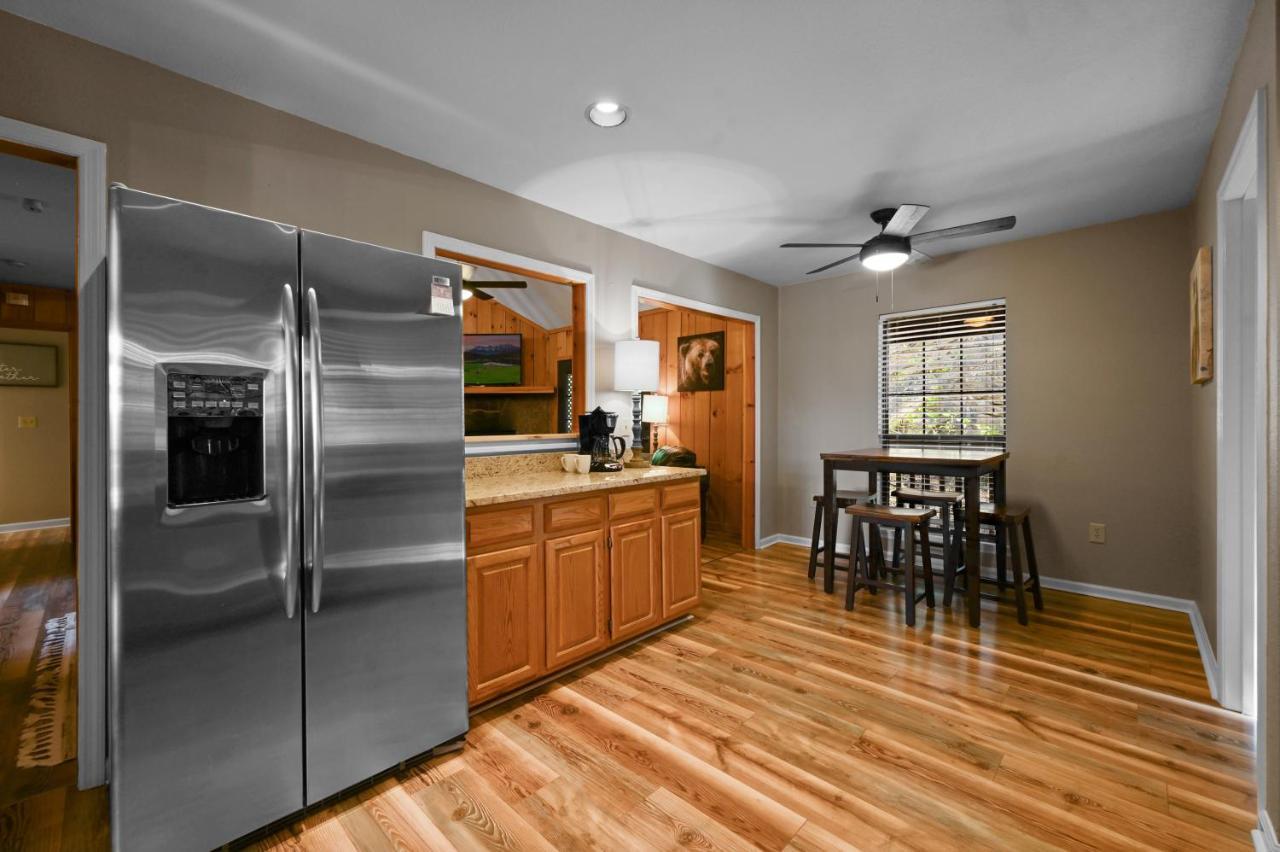 Private Mountain Cabin, Hot Tub Escape In The Smokies, With The View Sevierville Exterior foto