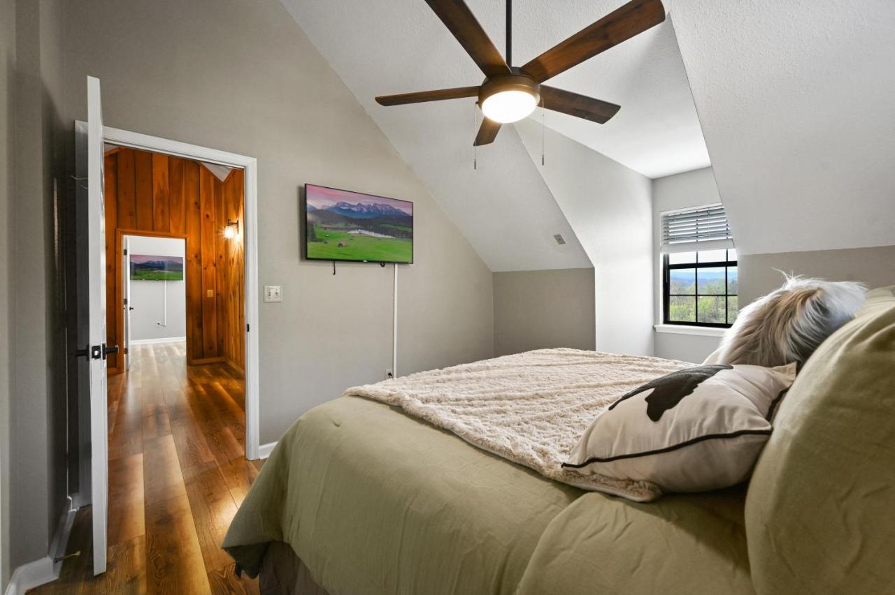 Private Mountain Cabin, Hot Tub Escape In The Smokies, With The View Sevierville Exterior foto