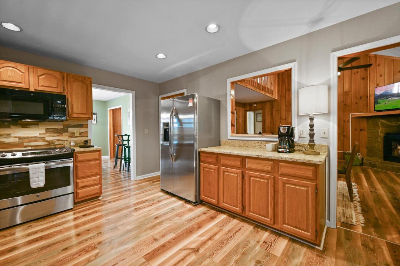 Private Mountain Cabin, Hot Tub Escape In The Smokies, With The View Sevierville Exterior foto