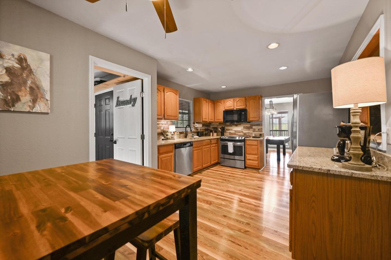 Private Mountain Cabin, Hot Tub Escape In The Smokies, With The View Sevierville Exterior foto